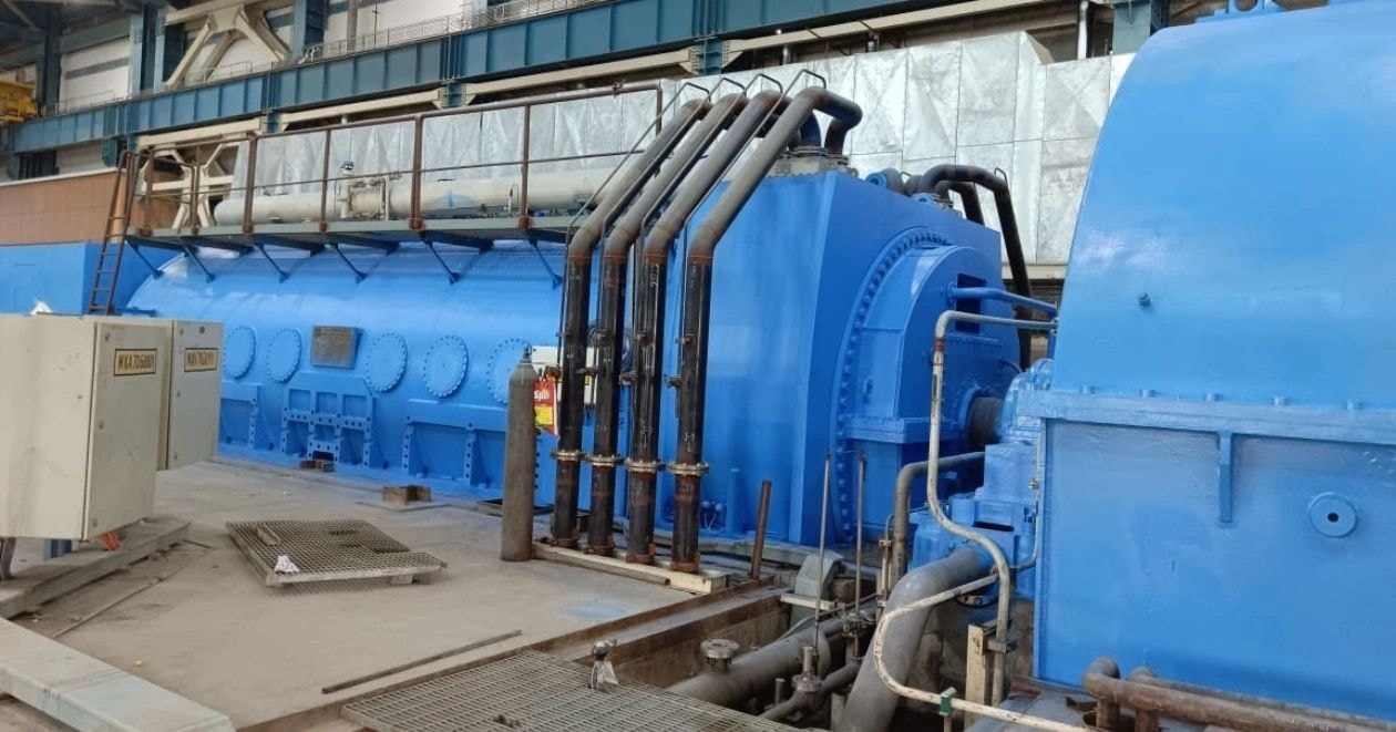 Industrial blue machinery manufacturing facility